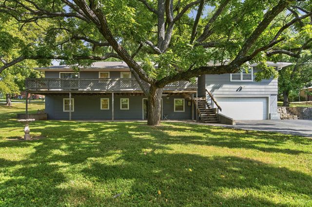 1075 W Farm Road 178, Springfield, MO 65810
