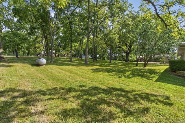 1075 W Farm Road 178, Springfield, MO 65810