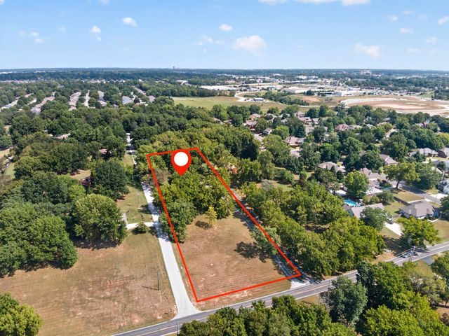 1075 W Farm Road 178, Springfield, MO 65810