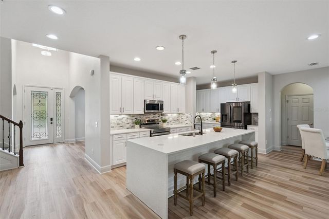 6146 GOLDEN DEWDROP TRAIL, Windermere, FL 34786