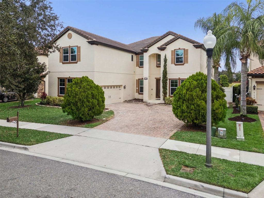 Image 2 of property listing at 6146 GOLDEN DEWDROP TRAIL, Windermere, FL 34786