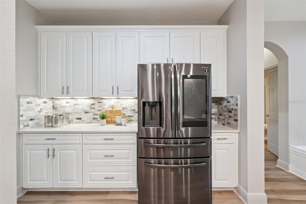 Image 15 of property listing at 6146 GOLDEN DEWDROP TRAIL, Windermere, FL 34786