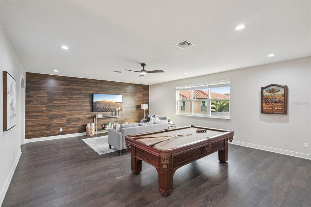 Image 22 of property listing at 6146 GOLDEN DEWDROP TRAIL, Windermere, FL 34786