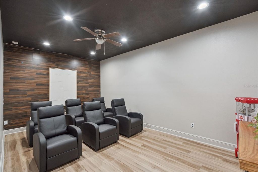 Image 46 of property listing at 6146 GOLDEN DEWDROP TRAIL, Windermere, FL 34786