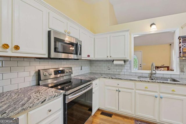 29 Wey Bridge Court, White, GA 30184