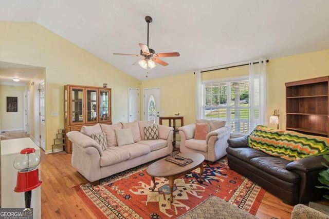 29 Wey Bridge Court, White, GA 30184