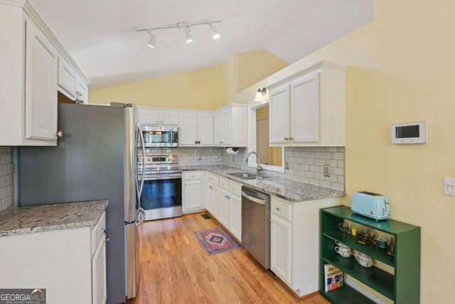 29 Wey Bridge Court, White, GA 30184