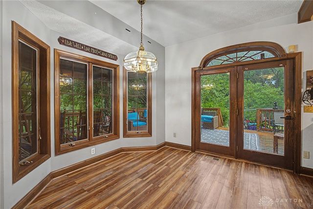 4445 Pinehill Drive, Dayton, OH 45424