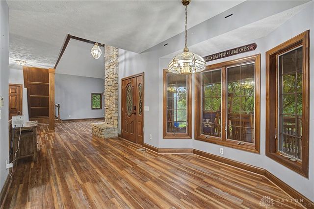 4445 Pinehill Drive, Dayton, OH 45424