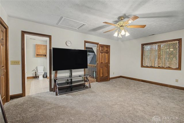 4445 Pinehill Drive, Dayton, OH 45424