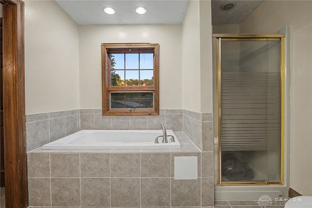 4445 Pinehill Drive, Dayton, OH 45424