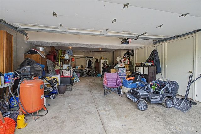 4445 Pinehill Drive, Dayton, OH 45424