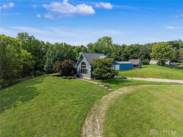 4445 Pinehill Drive, Dayton, OH 45424