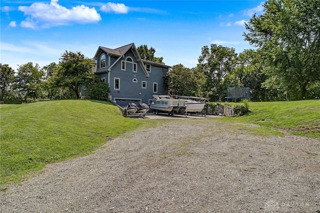 4445 Pinehill Drive, Dayton, OH 45424