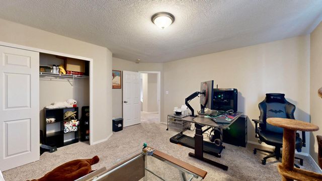 2811 Porto Street SW, Albuquerque, NM 87121