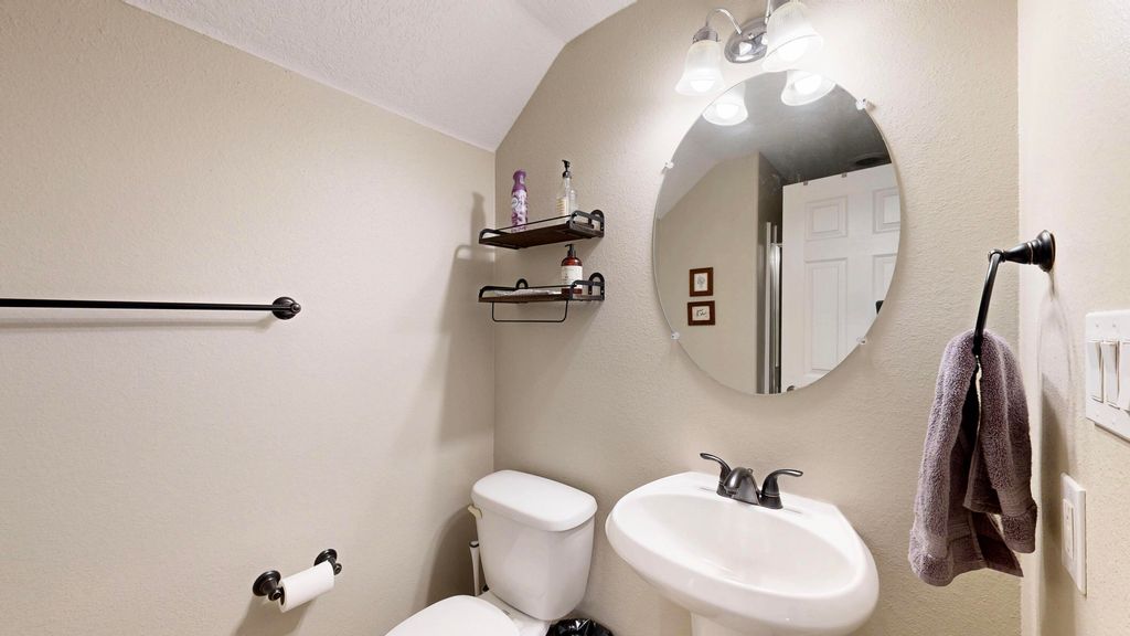 Image 27 of property listing at 2811 Porto Street SW, Albuquerque, NM 87121