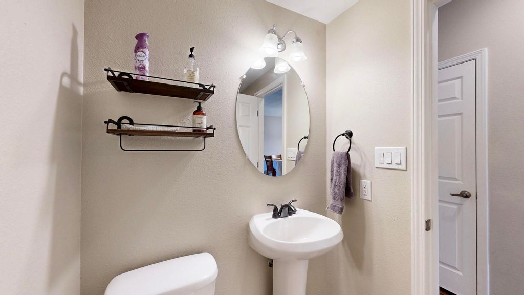 Image 28 of property listing at 2811 Porto Street SW, Albuquerque, NM 87121