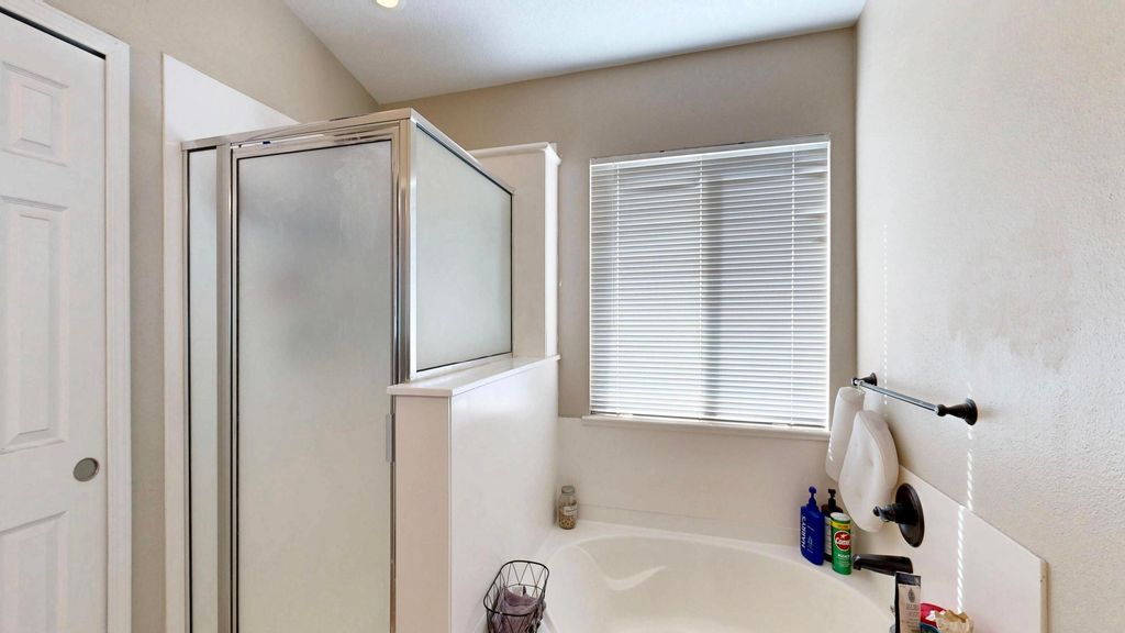 Image 44 of property listing at 2811 Porto Street SW, Albuquerque, NM 87121