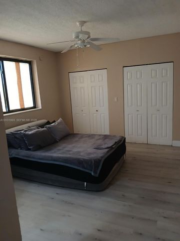 1400 NE 148th St 2, Miami, FL 33161