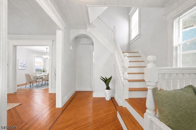 888 Lake St, Newark City, NJ 07104