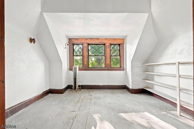 888 Lake St, Newark City, NJ 07104