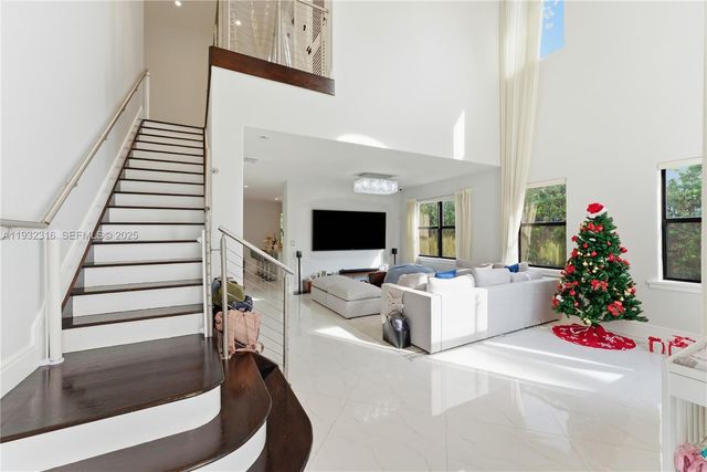 14461 SW 22nd Ter, Miami, FL 33175