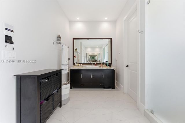 14461 SW 22nd Ter, Miami, FL 33175