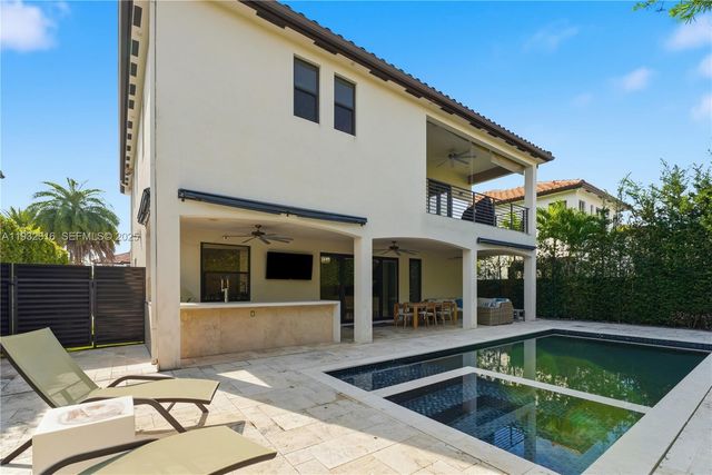 14461 SW 22nd Ter, Miami, FL 33175