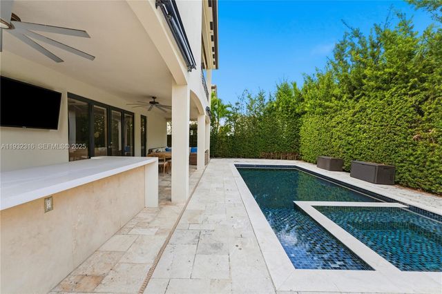 14461 SW 22nd Ter, Miami, FL 33175