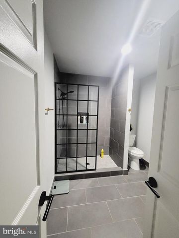 1626 LINWAY PARK DR, Mclean, VA 22101