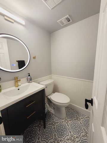 1626 LINWAY PARK DR, Mclean, VA 22101