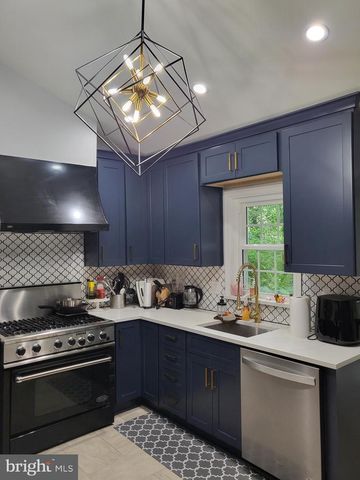 1626 LINWAY PARK DR, Mclean, VA 22101