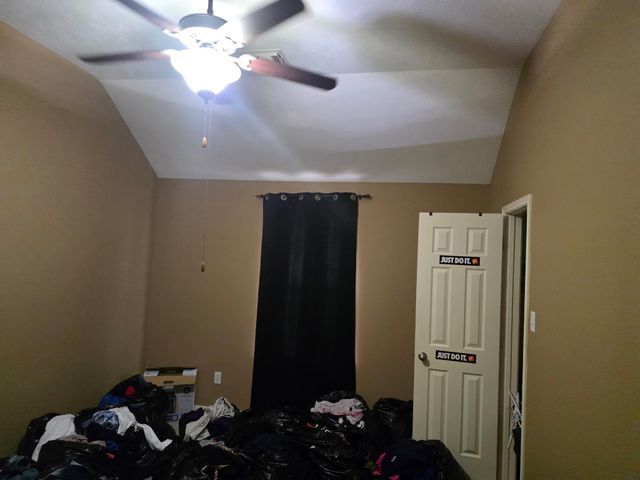 3303 Village Pond Lane, Fresno, TX 77545
