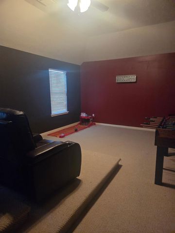 3303 Village Pond Lane, Fresno, TX 77545