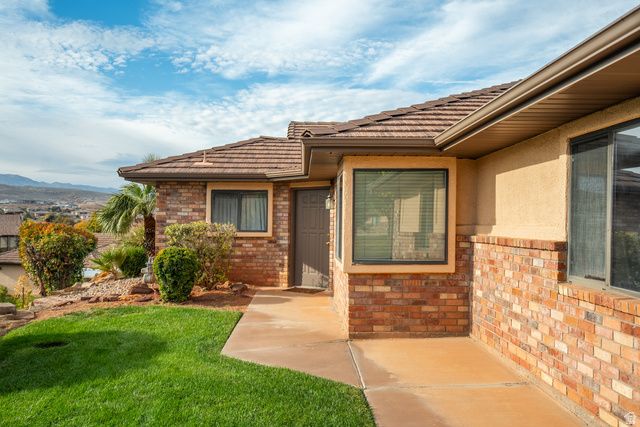 2360 S HAMPTON RD, St. George, UT 84770