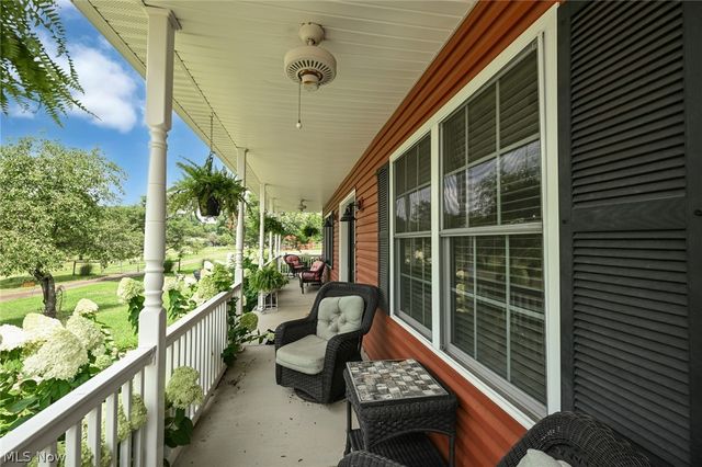 1089 Center Road, Clinton, OH 44216