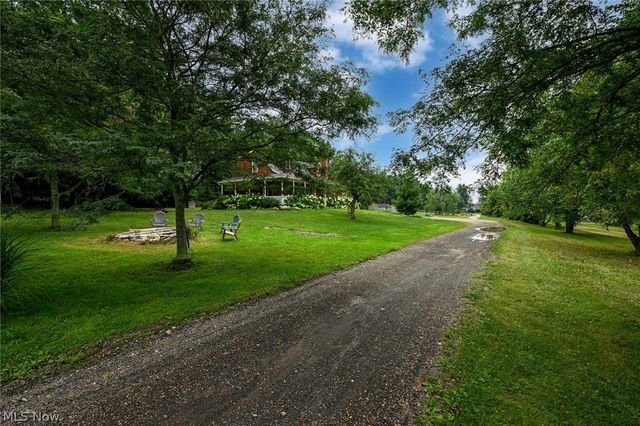 1089 Center Road, Clinton, OH 44216