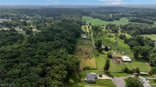 1089 Center Road, Clinton, OH 44216