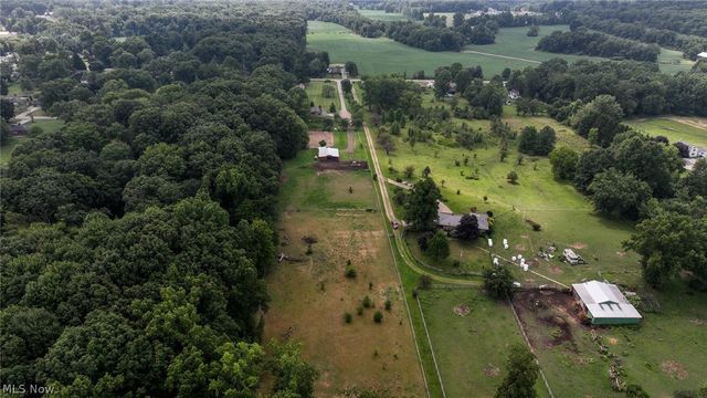 1089 Center Road, Clinton, OH 44216