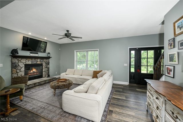 1089 Center Road, Clinton, OH 44216