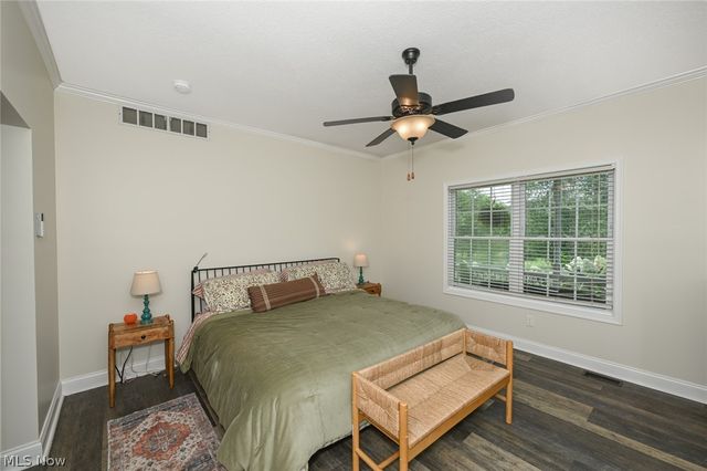 1089 Center Road, Clinton, OH 44216