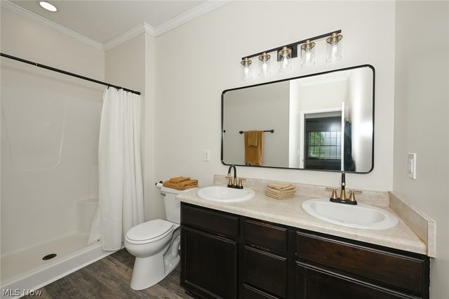 1089 Center Road, Clinton, OH 44216