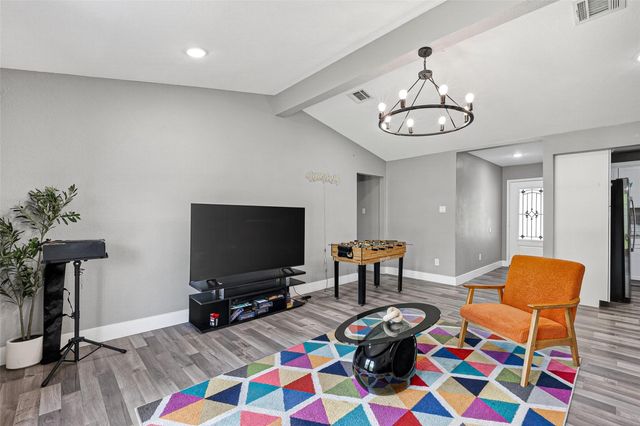 1206 Riggs Road, Houston, TX 77022