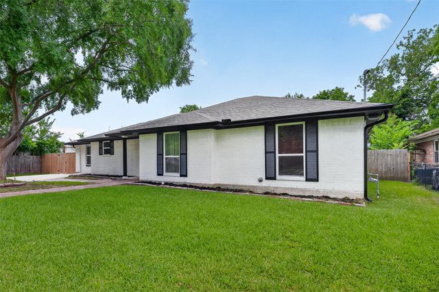 1206 Riggs Road, Houston, TX 77022