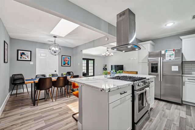 1206 Riggs Road, Houston, TX 77022