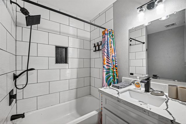 1206 Riggs Road, Houston, TX 77022