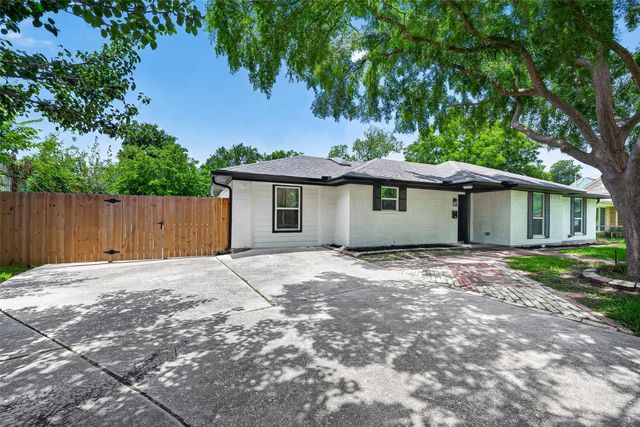 1206 Riggs Road, Houston, TX 77022