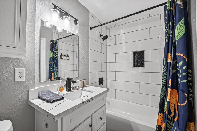 1206 Riggs Road, Houston, TX 77022