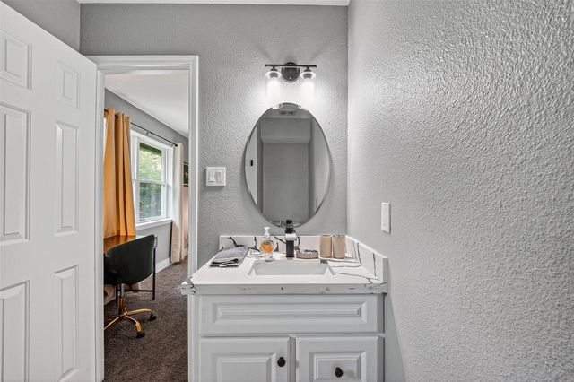 1206 Riggs Road, Houston, TX 77022