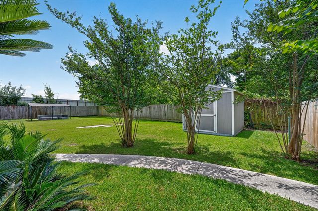 1206 Riggs Road, Houston, TX 77022